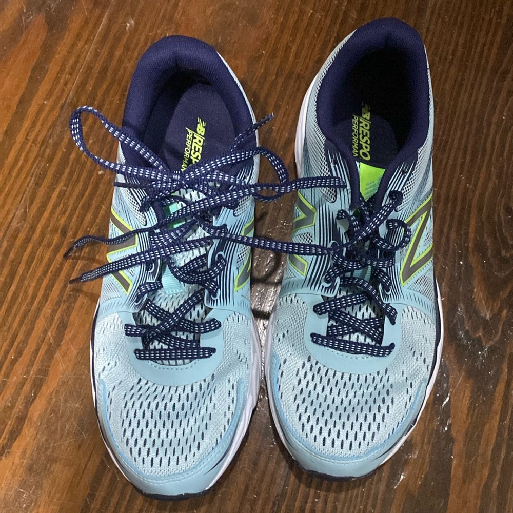 New Balance Response 2.0